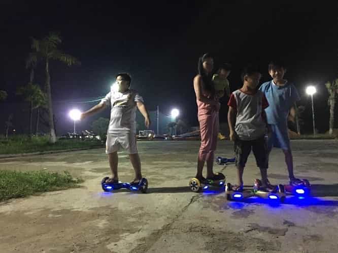 Sân-chơi-xe-điện-cân-bằng-2-bánh-phù-hợp-với-mọi-lứa-tuổi
