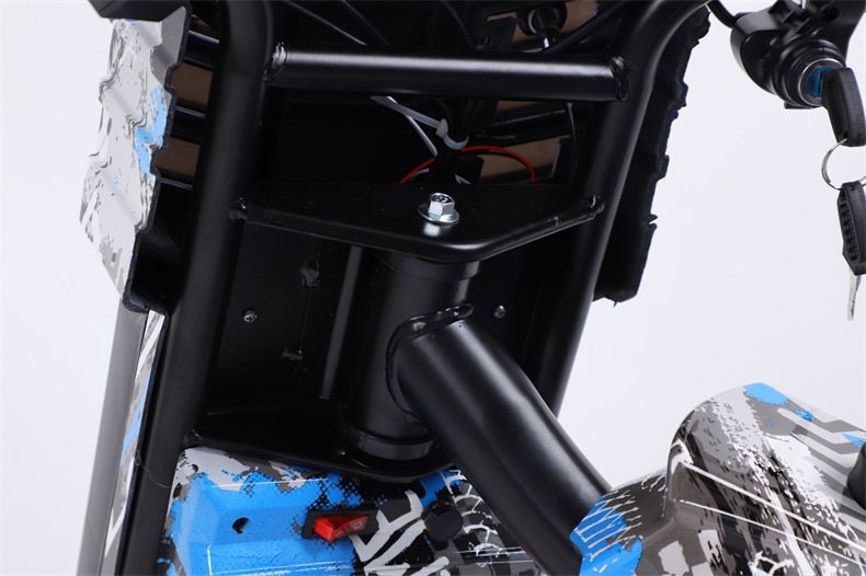 ốc cổ xe drift 3 bánh scooter gấp gọn