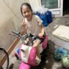 xe vepsa động cơ liền bánh màu hồng